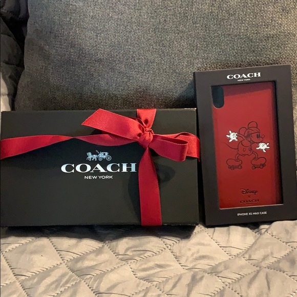 NIP. COACH! Mickey Mouse iPhone Case. - Picture 1 of 5